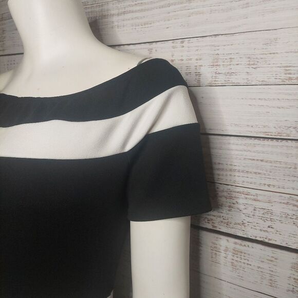 Suzy Shier Black and White Dress with Bateau Neckline - Picture 5 of 12